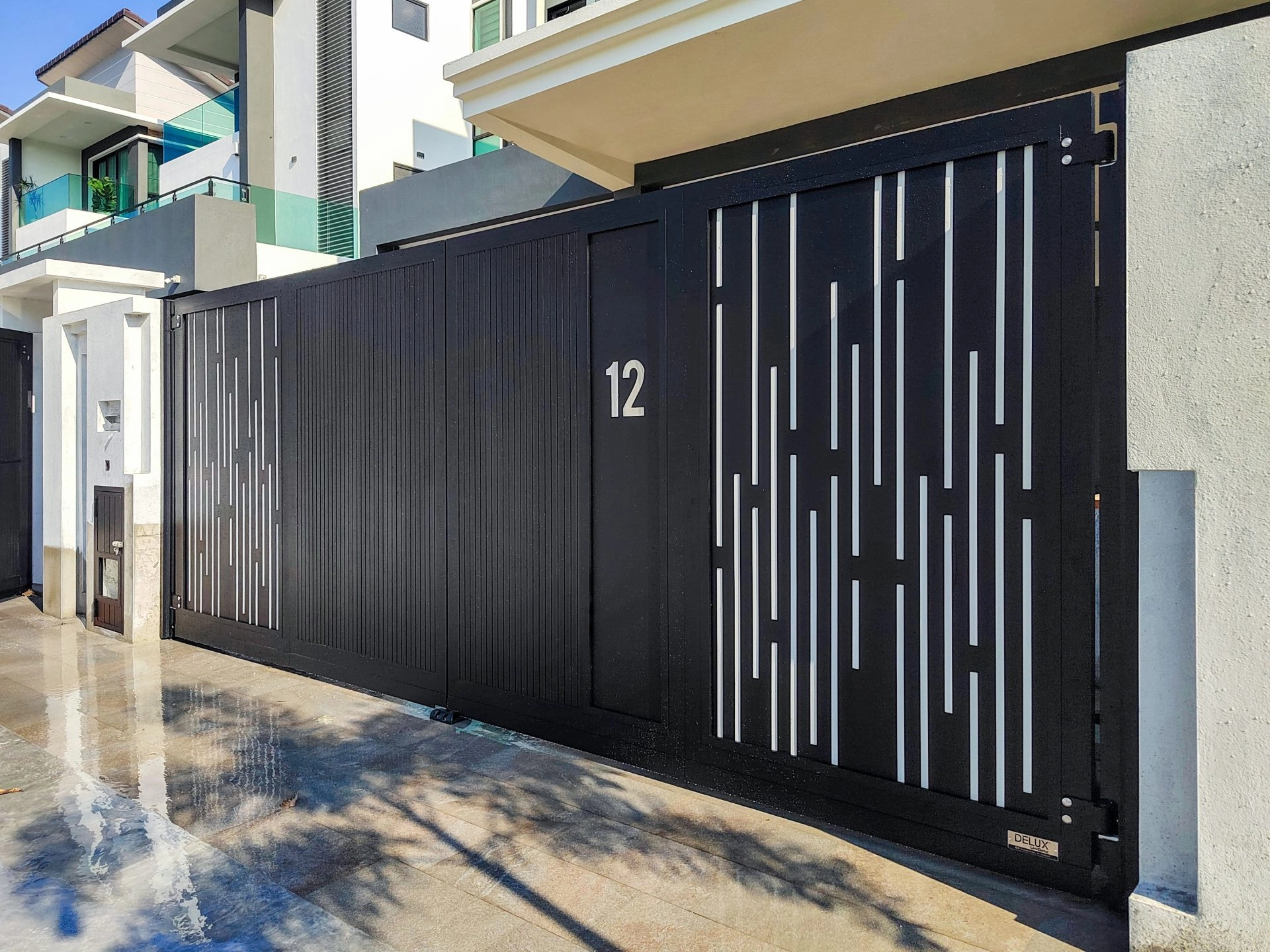 Trackless folding gate Trackless autogate Folding gate Malaysia Aluminium gate Malaysia Delux autogate Unigate Autogate Malaysia Unigate Malaysia Trackless gate Malaysia Aluminium gate supplier Malaysia Aluminium auto gate Autogate price Autogate system price Trackless autogate malaysia price Autogate malaysia price Aluminium gate suppliers Wood 1