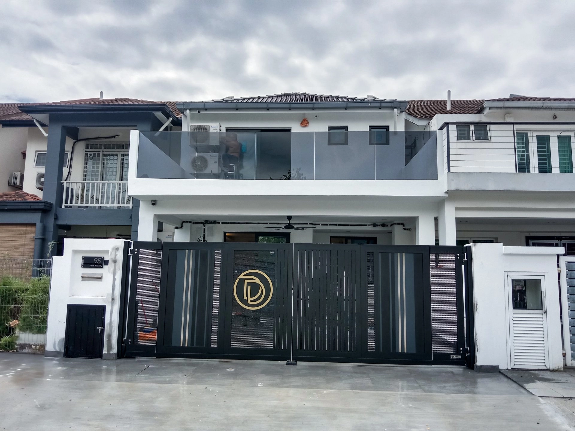 Image gallery marquee