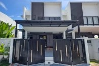 Trackless folding gate Trackless autogate Folding gate Malaysia Aluminium gate Malaysia Delux autogate Unigate Autogate Malaysia Unigate Malaysia Trackless gate Malaysia Aluminium gate supplier Malaysia Aluminium auto gate Autogate price Autogate system price Trackless autogate malaysia price Autogate malaysia price Aluminium gate suppliers classline 301