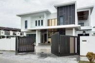 Trackless folding gate Trackless autogate Folding gate Malaysia Aluminium gate Malaysia Delux autogate Unigate Autogate Malaysia Unigate Malaysia Trackless gate Malaysia Aluminium gate supplier Malaysia Aluminium auto gate Autogate price Autogate system price Trackless autogate malaysia price Autogate malaysia price Aluminium gate suppliers sharperr1