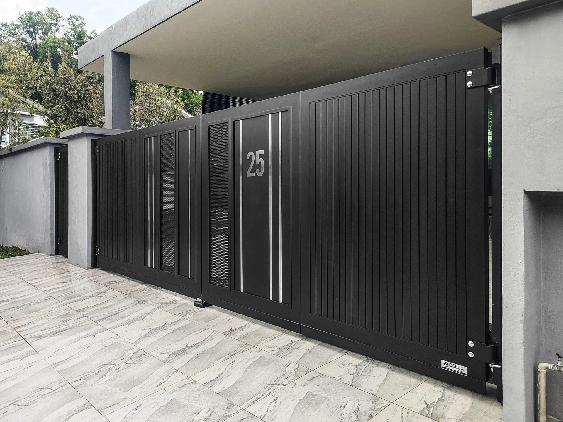 Trackless folding gate Trackless autogate Folding gate Malaysia Aluminium gate Malaysia Delux autogate Unigate Autogate Malaysia Unigate Malaysia Trackless gate Malaysia Aluminium gate supplier Malaysia Aluminium auto gate Autogate price Autogate system price Trackless autogate malaysia price Autogate malaysia price Aluminium gate suppliers Stripe 1