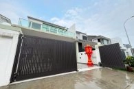 Trackless folding gate Trackless autogate Folding gate Malaysia Aluminium gate Malaysia Delux autogate Unigate Autogate Malaysia Unigate Malaysia Trackless gate Malaysia Aluminium gate supplier Malaysia Aluminium auto gate Autogate price Autogate system price Trackless autogate malaysia price Autogate malaysia price Aluminium gate suppliers texstone x16