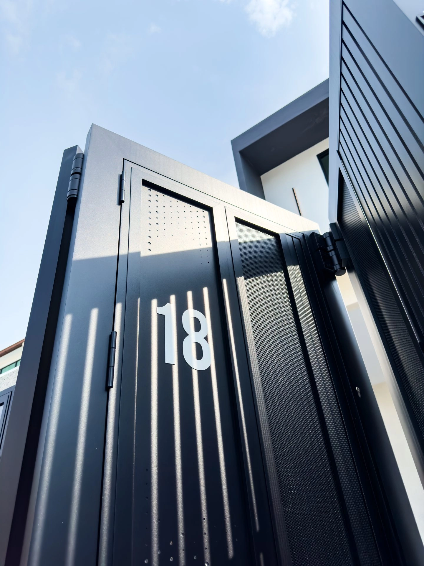 Trackless folding gate Trackless autogate Folding gate Malaysia Aluminium gate Malaysia Delux autogate Unigate Autogate Malaysia Unigate Malaysia Trackless gate Malaysia Aluminium gate supplier Malaysia Aluminium auto gate Autogate price Autogate system price Trackless autogate malaysia price Autogate malaysia price Aluminium gate suppliers volca