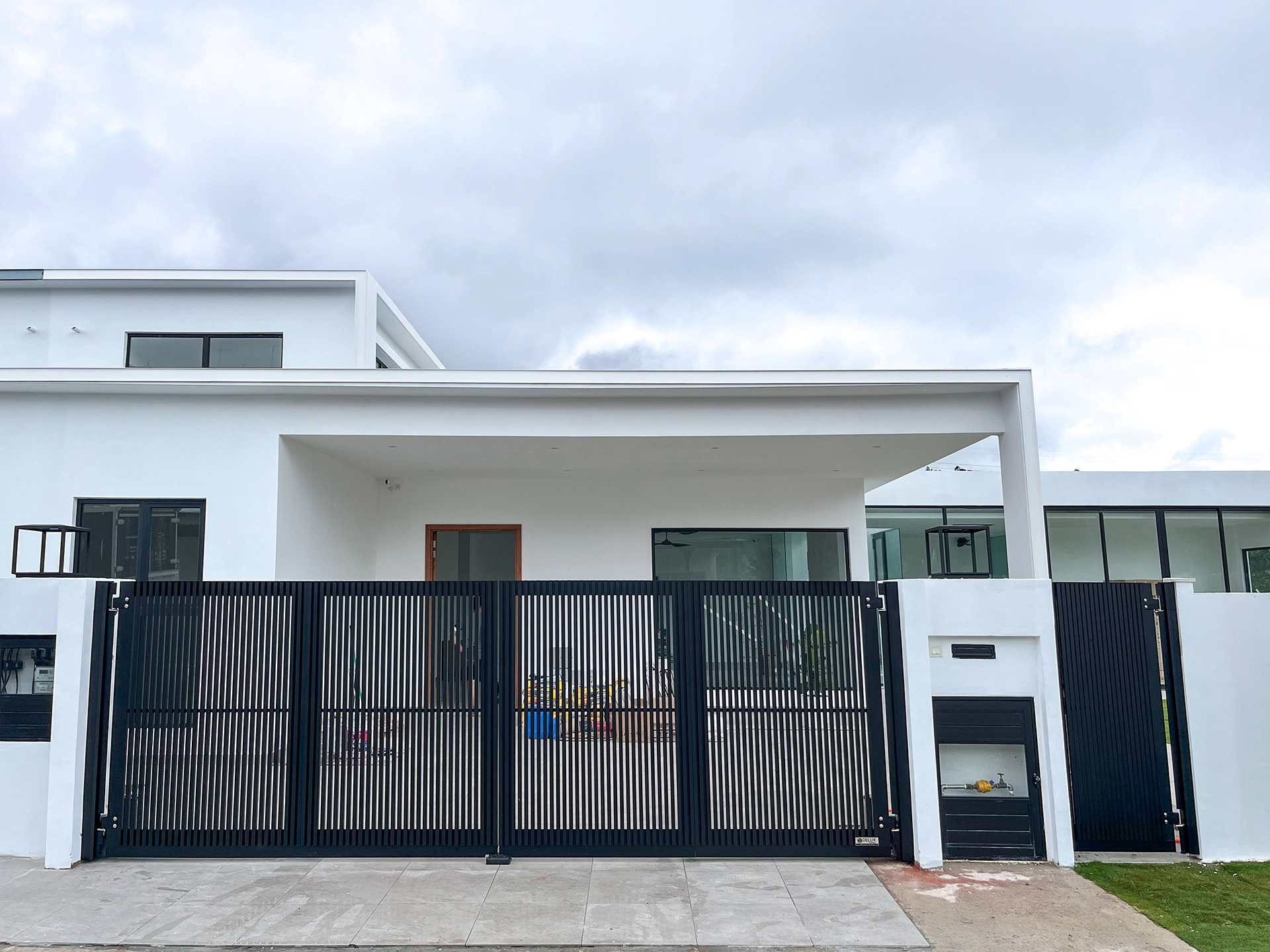 UniGate-Plus_X8_16ft-x-6ft_Johor-(1)