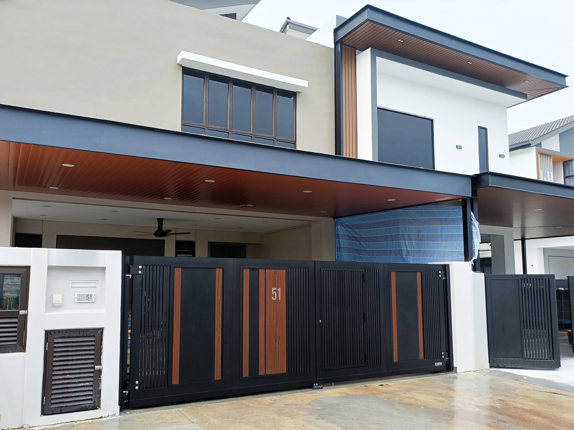 UniGate-Pro_Inline-8_17ft-8in-x-5ft-9in_Setia-Alam,-Shah-Alam-(1)