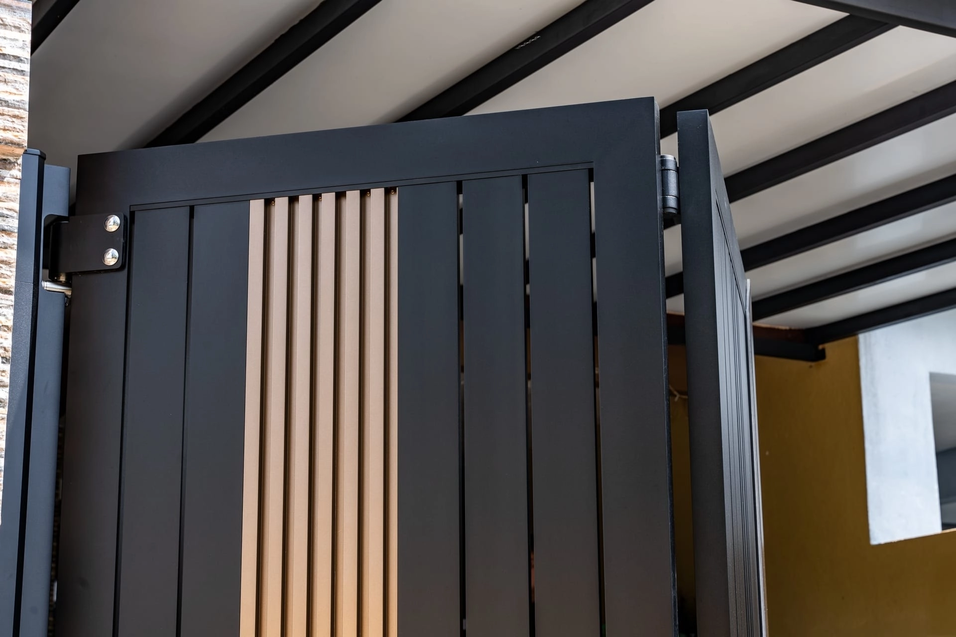 Trackless folding gate Trackless autogate Folding gate Malaysia Aluminium gate Malaysia Delux autogate Unigate Autogate Malaysia Unigate Malaysia Trackless gate Malaysia Aluminium gate supplier Malaysia Aluminium auto gate Autogate price Autogate system price Trackless autogate malaysia price Autogate malaysia price Aluminium gate suppliers lustre 1