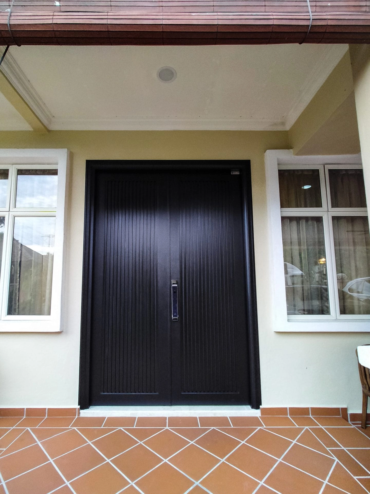 Security door Malaysia Aluminum door Luxury security door Delux security door price Aluminium security door Alutechdoor Security door design for home Best safety door Best security door malaysia Modern security door Security door design Double Door DT612P