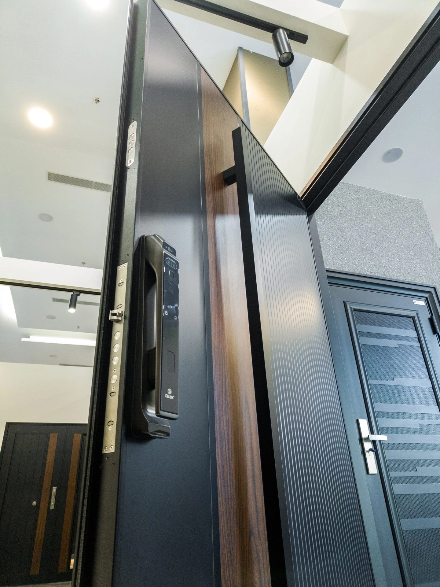 Security door Malaysia Aluminum door Luxury security door Delux security door price Aluminium security door Alutechdoor Security door design for home Best safety door Best security door malaysia Modern security door Security door design Single Door LX103