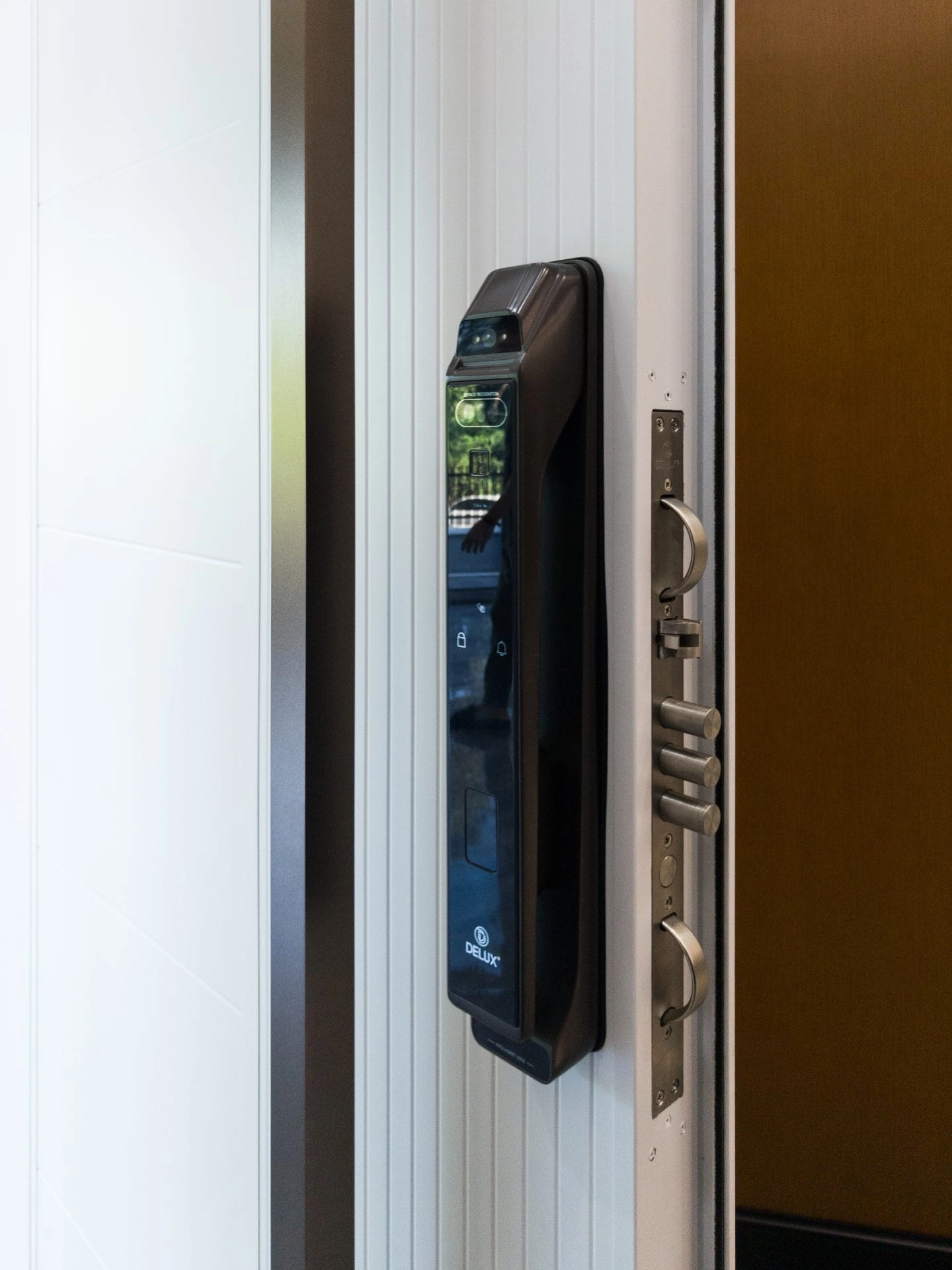 Security door Malaysia Aluminum door Luxury security door Delux security door price Aluminium security door Alutechdoor Security door design for home Best safety door Best security door malaysia Modern security door Security door design Double Door LX102