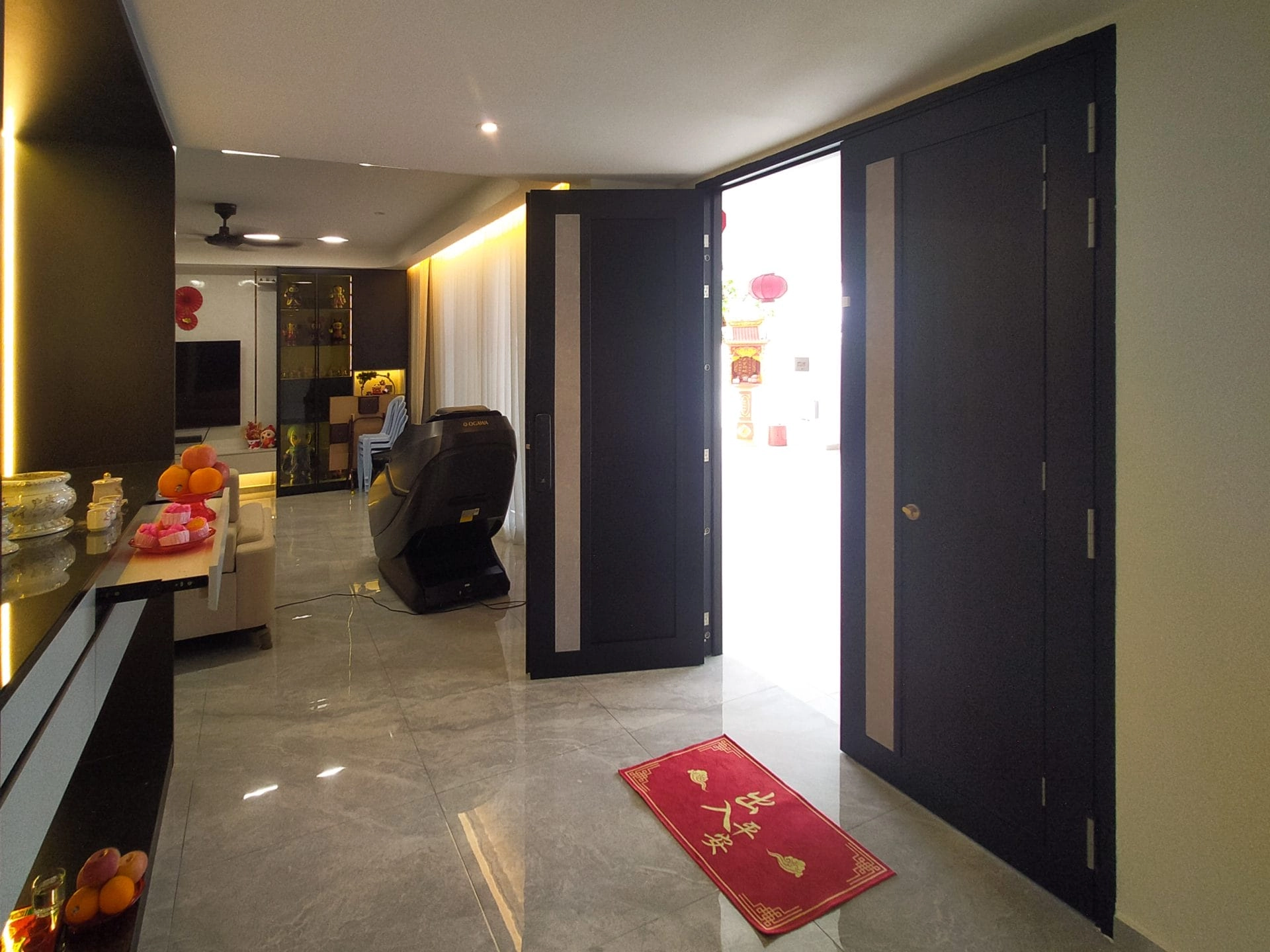 Security door Malaysia Aluminum door Luxury security door Delux security door price Aluminium security door Alutechdoor Security door design for home Best safety door Best security door malaysia Modern security door Security door design Double Door DT601C