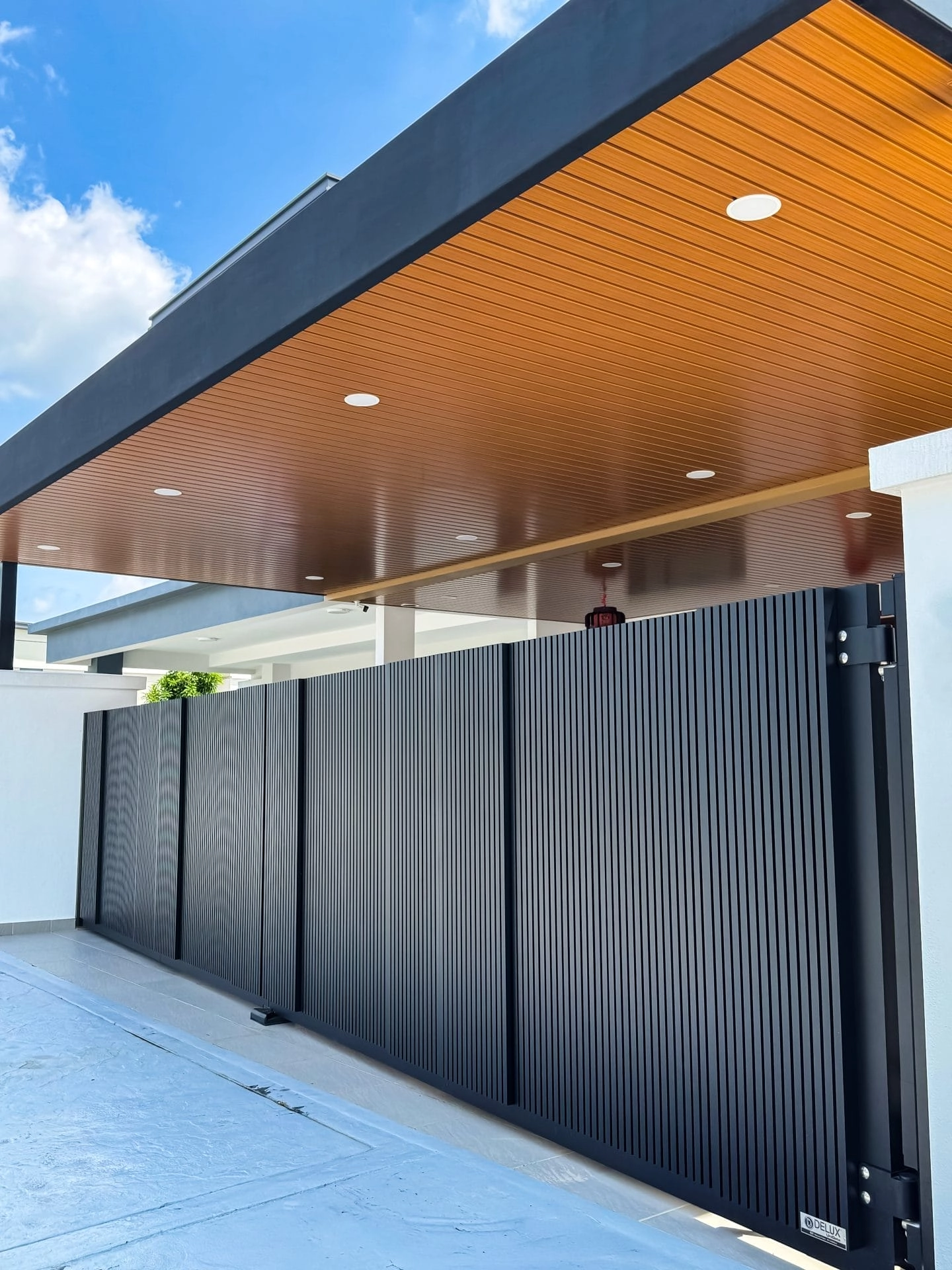 Trackless folding gate Trackless autogate Folding gate Malaysia Aluminium gate Malaysia Delux autogate Unigate Autogate Malaysia Unigate Malaysia Trackless gate Malaysia Aluminium gate supplier Malaysia Aluminium auto gate Autogate price Autogate system price Trackless autogate malaysia price Autogate malaysia price Aluminium gate suppliers x21