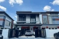 Trackless folding gate Trackless autogate Folding gate Malaysia Aluminium gate Malaysia Delux autogate Unigate Autogate Malaysia Unigate Malaysia Trackless gate Malaysia Aluminium gate supplier Malaysia Aluminium auto gate Autogate price Autogate system price Trackless autogate malaysia price Autogate malaysia price Aluminium gate suppliers vazz 2