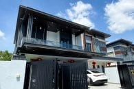 Trackless folding gate Trackless autogate Folding gate Malaysia Aluminium gate Malaysia Delux autogate Unigate Autogate Malaysia Unigate Malaysia Trackless gate Malaysia Aluminium gate supplier Malaysia Aluminium auto gate Autogate price Autogate system price Trackless autogate malaysia price Autogate malaysia price Aluminium gate suppliers vazz 2