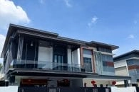 Trackless folding gate Trackless autogate Folding gate Malaysia Aluminium gate Malaysia Delux autogate Unigate Autogate Malaysia Unigate Malaysia Trackless gate Malaysia Aluminium gate supplier Malaysia Aluminium auto gate Autogate price Autogate system price Trackless autogate malaysia price Autogate malaysia price Aluminium gate suppliers vazz 2