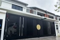 Trackless folding gate Trackless autogate Folding gate Malaysia Aluminium gate Malaysia Delux autogate Unigate Autogate Malaysia Unigate Malaysia Trackless gate Malaysia Aluminium gate supplier Malaysia Aluminium auto gate Autogate price Autogate system price Trackless autogate malaysia price Autogate malaysia price Aluminium gate suppliers grono 1