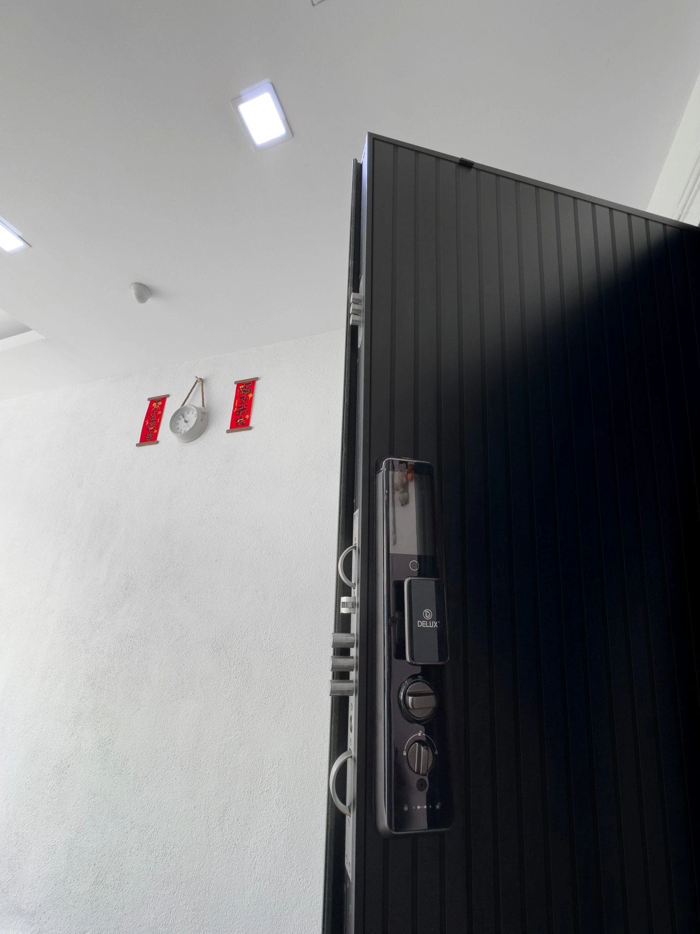 Security door Malaysia Aluminum door Luxury security door Delux security door price Aluminium security door Alutechdoor Security door design for home Best safety door Best security door malaysia Modern security door Security door design Single Door LX105