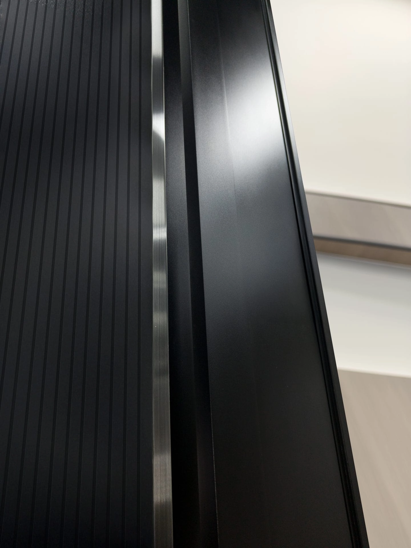 Security door Malaysia Aluminum door Luxury security door Delux security door price Aluminium security door Alutechdoor Security door design for home Best safety door Best security door malaysia Modern security door Security door design Double Door LX106