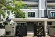 Trackless folding gate Trackless autogate Folding gate Malaysia Aluminium gate Malaysia Delux autogate Unigate Autogate Malaysia Unigate Malaysia Trackless gate Malaysia Aluminium gate supplier Malaysia Aluminium auto gate Autogate price Autogate system price Trackless autogate malaysia price Autogate malaysia price Aluminium gate suppliers earth 2