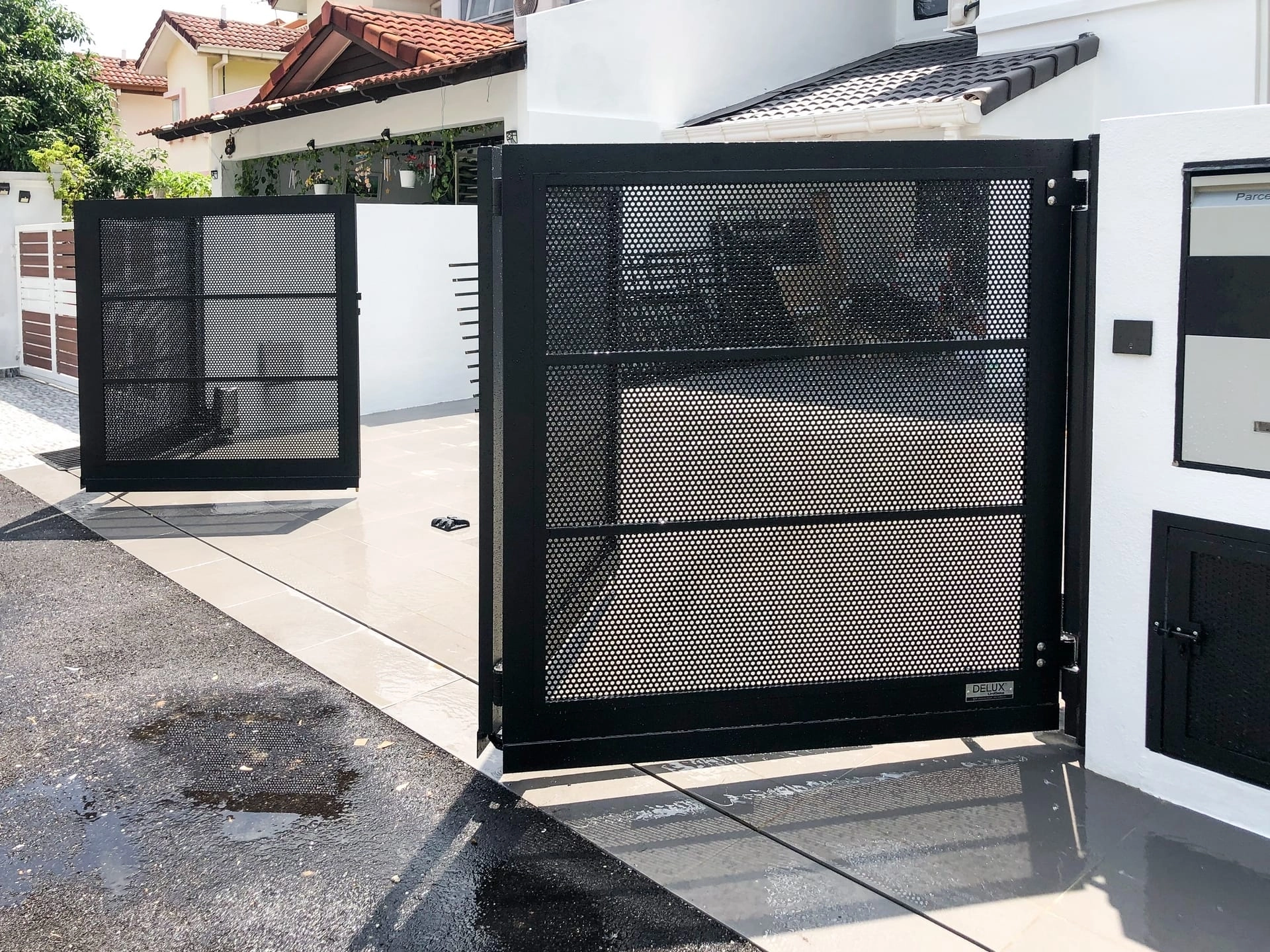 Trackless folding gate Trackless autogate Folding gate Malaysia Aluminium gate Malaysia Delux autogate Unigate Autogate Malaysia Unigate Malaysia Trackless gate Malaysia Aluminium gate supplier Malaysia Aluminium auto gate Autogate price Autogate system price Trackless autogate malaysia price Autogate malaysia price Aluminium gate suppliers x7