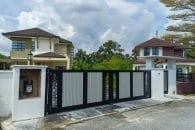 Trackless folding gate Trackless autogate Folding gate Malaysia Aluminium gate Malaysia Delux autogate Unigate Autogate Malaysia Unigate Malaysia Trackless gate Malaysia Aluminium gate supplier Malaysia Aluminium auto gate Autogate price Autogate system price Trackless autogate malaysia price Autogate malaysia price Aluminium gate suppliers mj104