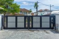 Trackless folding gate Trackless autogate Folding gate Malaysia Aluminium gate Malaysia Delux autogate Unigate Autogate Malaysia Unigate Malaysia Trackless gate Malaysia Aluminium gate supplier Malaysia Aluminium auto gate Autogate price Autogate system price Trackless autogate malaysia price Autogate malaysia price Aluminium gate suppliers mj104