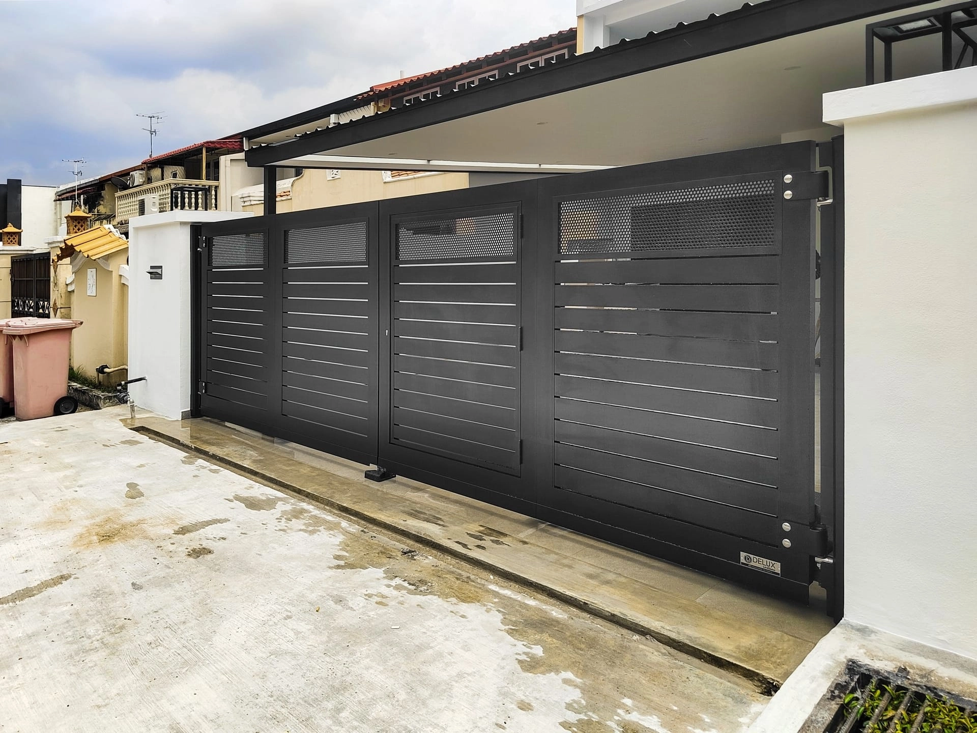 Trackless folding gate Trackless autogate Folding gate Malaysia Aluminium gate Malaysia Delux autogate Unigate Autogate Malaysia Unigate Malaysia Trackless gate Malaysia Aluminium gate supplier Malaysia Aluminium auto gate Autogate price Autogate system price Trackless autogate malaysia price Autogate malaysia price Aluminium gate suppliers texstone x4