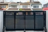 Trackless folding gate Trackless autogate Folding gate Malaysia Aluminium gate Malaysia Delux autogate Unigate Autogate Malaysia Unigate Malaysia Trackless gate Malaysia Aluminium gate supplier Malaysia Aluminium auto gate Autogate price Autogate system price Trackless autogate malaysia price Autogate malaysia price Aluminium gate suppliers vert 1