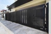 Trackless folding gate Trackless autogate Folding gate Malaysia Aluminium gate Malaysia Delux autogate Unigate Autogate Malaysia Unigate Malaysia Trackless gate Malaysia Aluminium gate supplier Malaysia Aluminium auto gate Autogate price Autogate system price Trackless autogate malaysia price Autogate malaysia price Aluminium gate suppliers grono 2