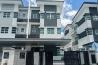 Trackless folding gate Trackless autogate Folding gate Malaysia Aluminium gate Malaysia Delux autogate Unigate Autogate Malaysia Unigate Malaysia Trackless gate Malaysia Aluminium gate supplier Malaysia Aluminium auto gate Autogate price Autogate system price Trackless autogate malaysia price Autogate malaysia price Aluminium gate suppliers inline 3