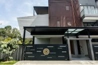 Trackless folding gate Trackless autogate Folding gate Malaysia Aluminium gate Malaysia Delux autogate Unigate Autogate Malaysia Unigate Malaysia Trackless gate Malaysia Aluminium gate supplier Malaysia Aluminium auto gate Autogate price Autogate system price Trackless autogate malaysia price Autogate malaysia price Aluminium gate suppliers mj109