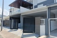 Trackless folding gate Trackless autogate Folding gate Malaysia Aluminium gate Malaysia Delux autogate Unigate Autogate Malaysia Unigate Malaysia Trackless gate Malaysia Aluminium gate supplier Malaysia Aluminium auto gate Autogate price Autogate system price Trackless autogate malaysia price Autogate malaysia price Aluminium gate suppliers linex 3