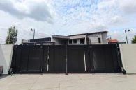 UniGate-Pro-Max_GN104-(Customize)_25ft-9in-x-6ft-11in_Bandar-Kinrara,-Puchong--(13) Trackless folding gate Trackless autogate Folding gate Malaysia Aluminium gate Malaysia Delux autogate Unigate Autogate Malaysia Unigate Malaysia Trackless gate Malaysia Aluminium gate supplier Malaysia Aluminium auto gate Autogate price Autogate system price Trackless autogate malaysia price Autogate malaysia price Aluminium gate suppliers LINO