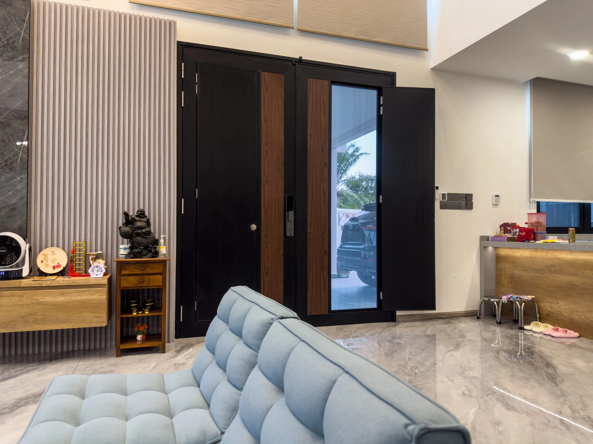 Trackless folding gate Trackless autogate Folding gate Malaysia Aluminium gate Malaysia Delux autogate Unigate Autogate Malaysia Unigate Malaysia Trackless gate Malaysia Aluminium gate supplier Malaysia Aluminium auto gate Autogate price Autogate system price Trackless autogate malaysia price Autogate malaysia price Aluminium gate suppliers