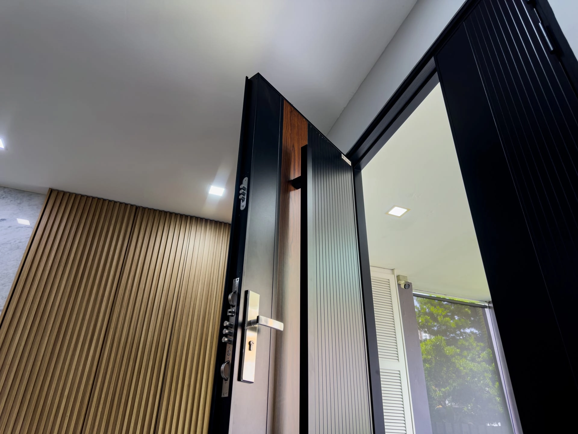 Trackless folding gate Trackless autogate Folding gate Malaysia Aluminium gate Malaysia Delux autogate Unigate Autogate Malaysia Unigate Malaysia Trackless gate Malaysia Aluminium gate supplier Malaysia Aluminium auto gate Autogate price Autogate system price Trackless autogate malaysia price Autogate malaysia price Aluminium gate suppliers