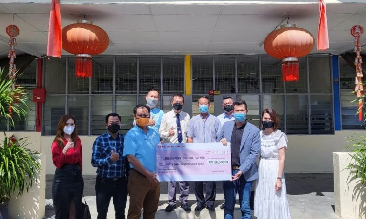 818033d8-295f-410a-b9c3-cf78c969a65c