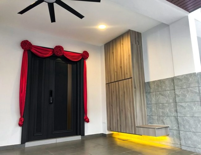 Security door Malaysia Aluminum door Luxury security door Delux security door price Aluminium security door Alutechdoor Security door design for home Best safety door Best security door malaysia Modern security door Security door design Safety door Malaysia Premium security door dt706