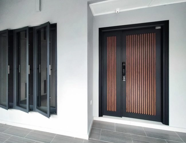 Security door Malaysia Aluminum door Luxury security door Delux security door price Aluminium security door Alutechdoor Security door design for home Best safety door Best security door malaysia Modern security door Security door design Safety door Malaysia Premium security door dt612