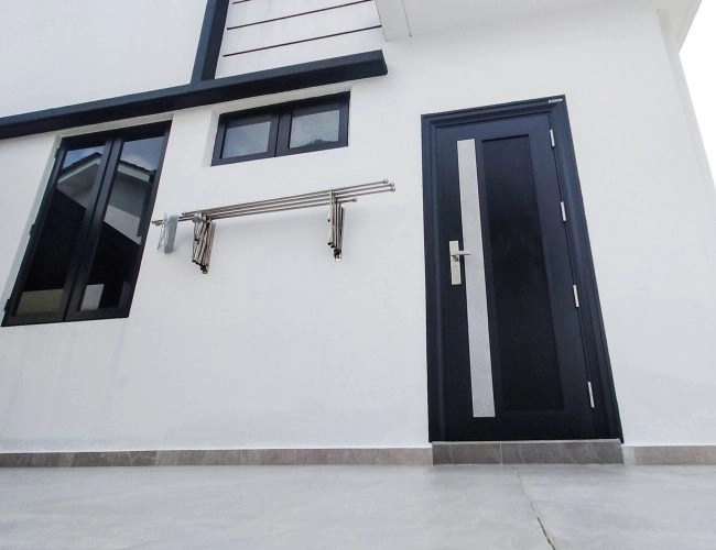 Security door Malaysia Aluminum door Luxury security door Delux security door price Aluminium security door Alutechdoor Security door design for home Best safety door Best security door malaysia Modern security door Security door design Single Door DT601C