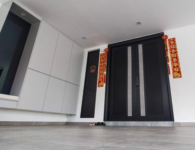 Security door Malaysia Aluminum door Luxury security door Delux security door price Aluminium security door Alutechdoor Security door design for home Best safety door Best security door malaysia Modern security door Security door design Double Door DT601C