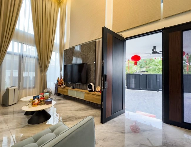 Trackless folding gate Trackless autogate Folding gate Malaysia Aluminium gate Malaysia Delux autogate Unigate Autogate Malaysia Unigate Malaysia Trackless gate Malaysia Aluminium gate supplier Malaysia Aluminium auto gate Autogate price Autogate system price Trackless autogate malaysia price Autogate malaysia price Aluminium gate suppliers