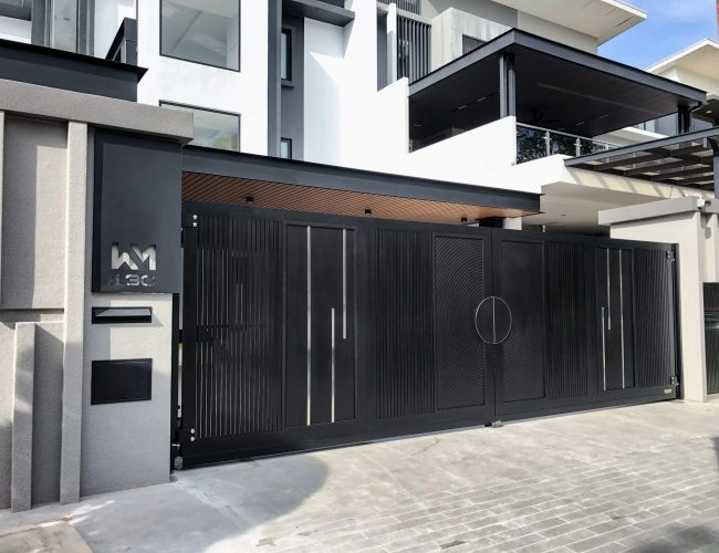 Trackless folding gate Trackless autogate Folding gate Malaysia Aluminium gate Malaysia Delux autogate Unigate Autogate Malaysia Unigate Malaysia Trackless gate Malaysia Aluminium gate supplier Malaysia Aluminium auto gate Autogate price Autogate system price Trackless autogate malaysia price Autogate malaysia price Aluminium gate suppliers LINO GN303