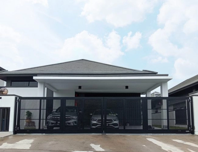 Trackless folding gate Trackless autogate Folding gate Malaysia Aluminium gate Malaysia Delux autogate Unigate Autogate Malaysia Unigate Malaysia Trackless gate Malaysia Aluminium gate supplier Malaysia Aluminium auto gate Autogate price Autogate system price Trackless autogate malaysia price Autogate malaysia price Aluminium gate suppliers x7