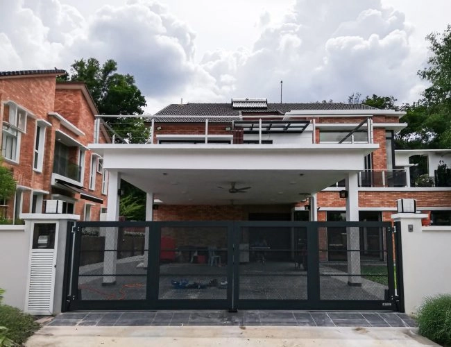 Trackless folding gate Trackless autogate Folding gate Malaysia Aluminium gate Malaysia Delux autogate Unigate Autogate Malaysia Unigate Malaysia Trackless gate Malaysia Aluminium gate supplier Malaysia Aluminium auto gate Autogate price Autogate system price Trackless autogate malaysia price Autogate malaysia price Aluminium gate suppliers x7