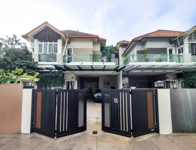 Trackless folding gate Trackless autogate Folding gate Malaysia Aluminium gate Malaysia Delux autogate Unigate Autogate Malaysia Unigate Malaysia Trackless gate Malaysia Aluminium gate supplier Malaysia Aluminium auto gate Autogate price Autogate system price Trackless autogate malaysia price Autogate malaysia price Aluminium gate suppliers pine 3