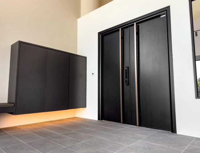 Security door Malaysia Aluminum door Luxury security door Delux security door price Aluminium security door Alutechdoor Security door design for home Best safety door Best security door malaysia Modern security door Security door design Double Door LN101