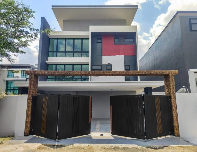 Trackless folding gate Trackless autogate Folding gate Malaysia Aluminium gate Malaysia Delux autogate Unigate Autogate Malaysia Unigate Malaysia Trackless gate Malaysia Aluminium gate supplier Malaysia Aluminium auto gate Autogate price Autogate system price Trackless autogate malaysia price Autogate malaysia price Aluminium gate suppliers lustre 1