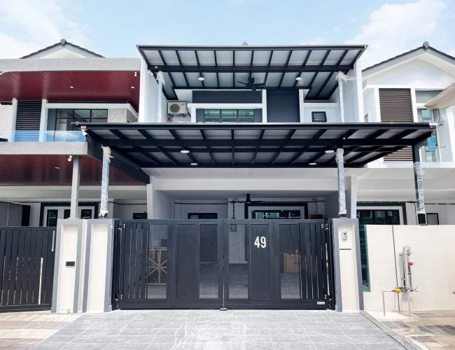 Trackless folding gate Trackless autogate Folding gate Malaysia Aluminium gate Malaysia Delux autogate Unigate Autogate Malaysia Unigate Malaysia Trackless gate Malaysia Aluminium gate supplier Malaysia Aluminium auto gate Autogate price Autogate system price Trackless autogate malaysia price Autogate malaysia price Aluminium gate suppliers inline 4