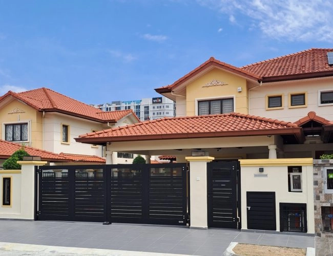 Trackless folding gate Trackless autogate Folding gate Malaysia Aluminium gate Malaysia Delux autogate Unigate Autogate Malaysia Unigate Malaysia Trackless gate Malaysia Aluminium gate supplier Malaysia Aluminium auto gate Autogate price Autogate system price Trackless autogate malaysia price Autogate malaysia price Aluminium gate suppliers texstone x4