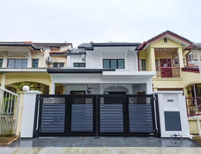 Trackless folding gate Trackless autogate Folding gate Malaysia Aluminium gate Malaysia Delux autogate Unigate Autogate Malaysia Unigate Malaysia Trackless gate Malaysia Aluminium gate supplier Malaysia Aluminium auto gate Autogate price Autogate system price Trackless autogate malaysia price Autogate malaysia price Aluminium gate suppliers texstone x4