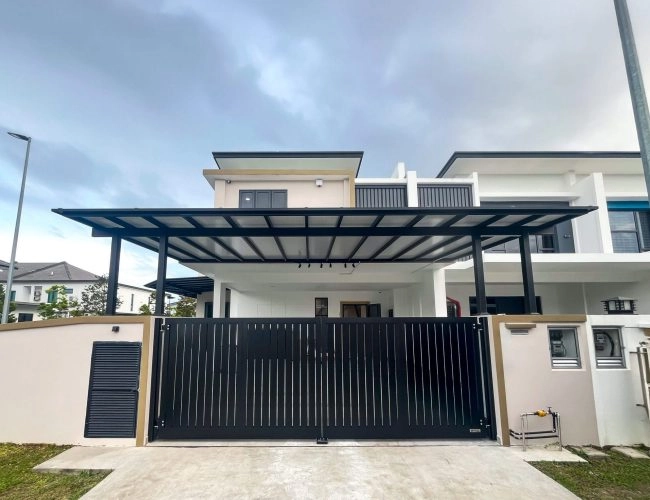 Trackless folding gate Trackless autogate Folding gate Malaysia Aluminium gate Malaysia Delux autogate Unigate Autogate Malaysia Unigate Malaysia Trackless gate Malaysia Aluminium gate supplier Malaysia Aluminium auto gate Autogate price Autogate system price Trackless autogate malaysia price Autogate malaysia price Aluminium gate suppliers contemporary 802